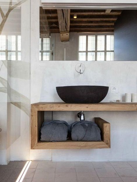 Acquista la nostra mensola bagno in legno massello Claire