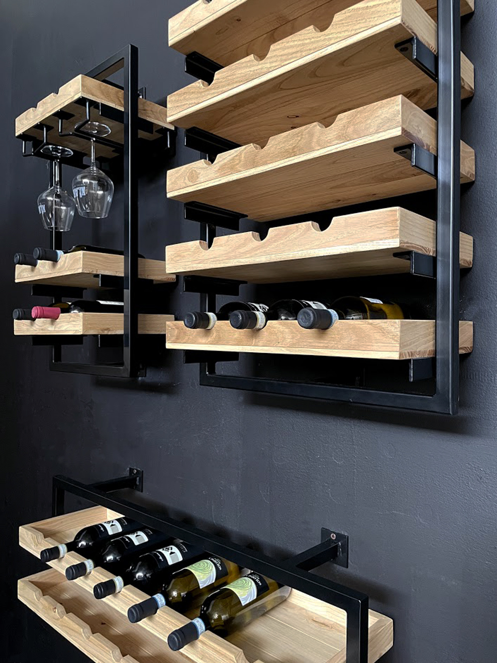 Portabottiglie da parete cantinetta di design 34 bottiglie di vino