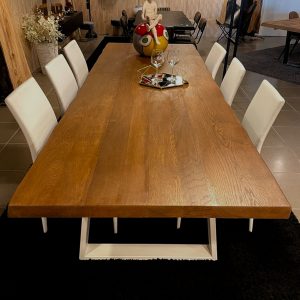 Tavolo di grandi dimensioni in legno massello di Castagno Teak 280x98cm – Ambra