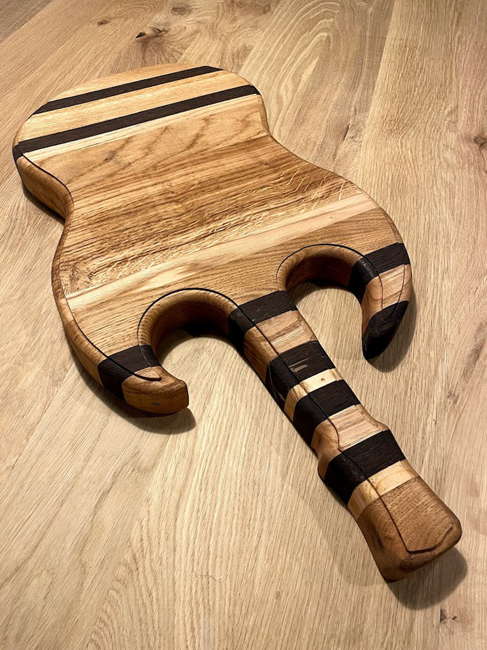 Tagliere da cucina in legno massello - Gibson SG - XLAB Design