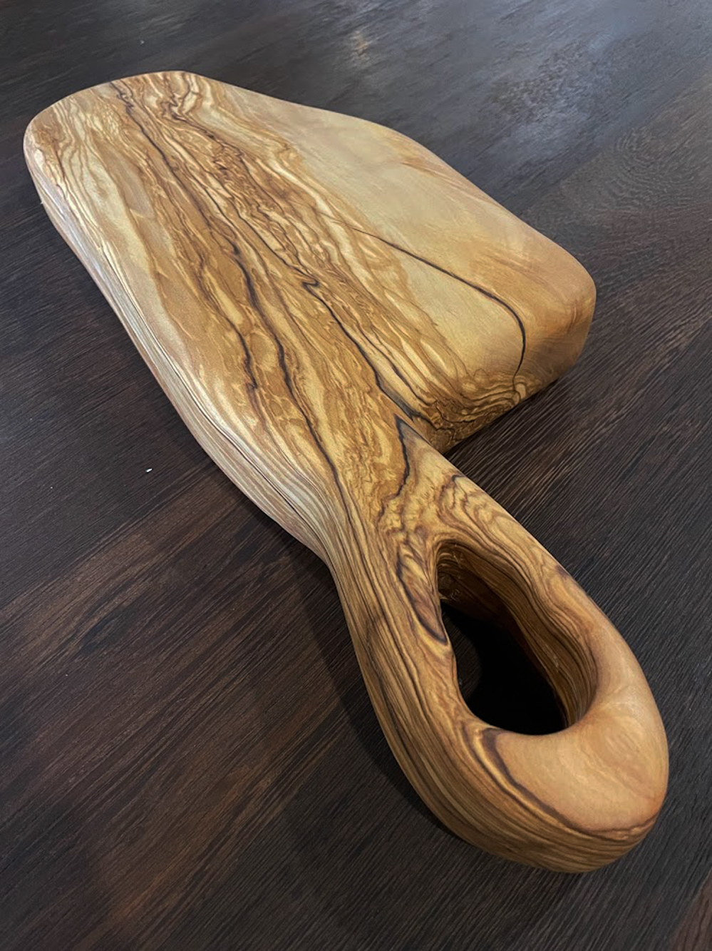 Tagliere fatto a mano da cucina in legno massello - Wilma - XLAB Design