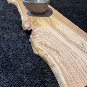 Asse in legno grezzo di castagno segato da tronco L220 P42-54 SP6 cm – Agata