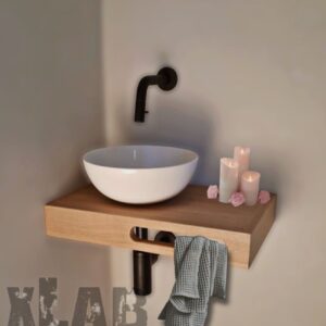 Mini bagno sospeso in legno massello con lavabo e porta asciugamani  – 60x38H12