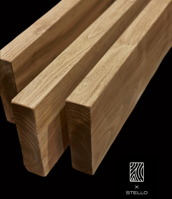 Listelli in legno verticali per dividere gli ambienti