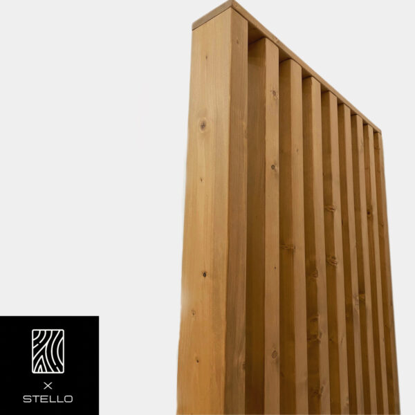 Muro divisorio in legno listelli verticali senza bucare il pavimento