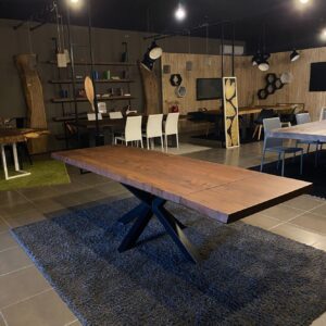 Tavolo allungabile in legno massello con bordi rustici 180 x 90 cm fino 260 cm -Bart