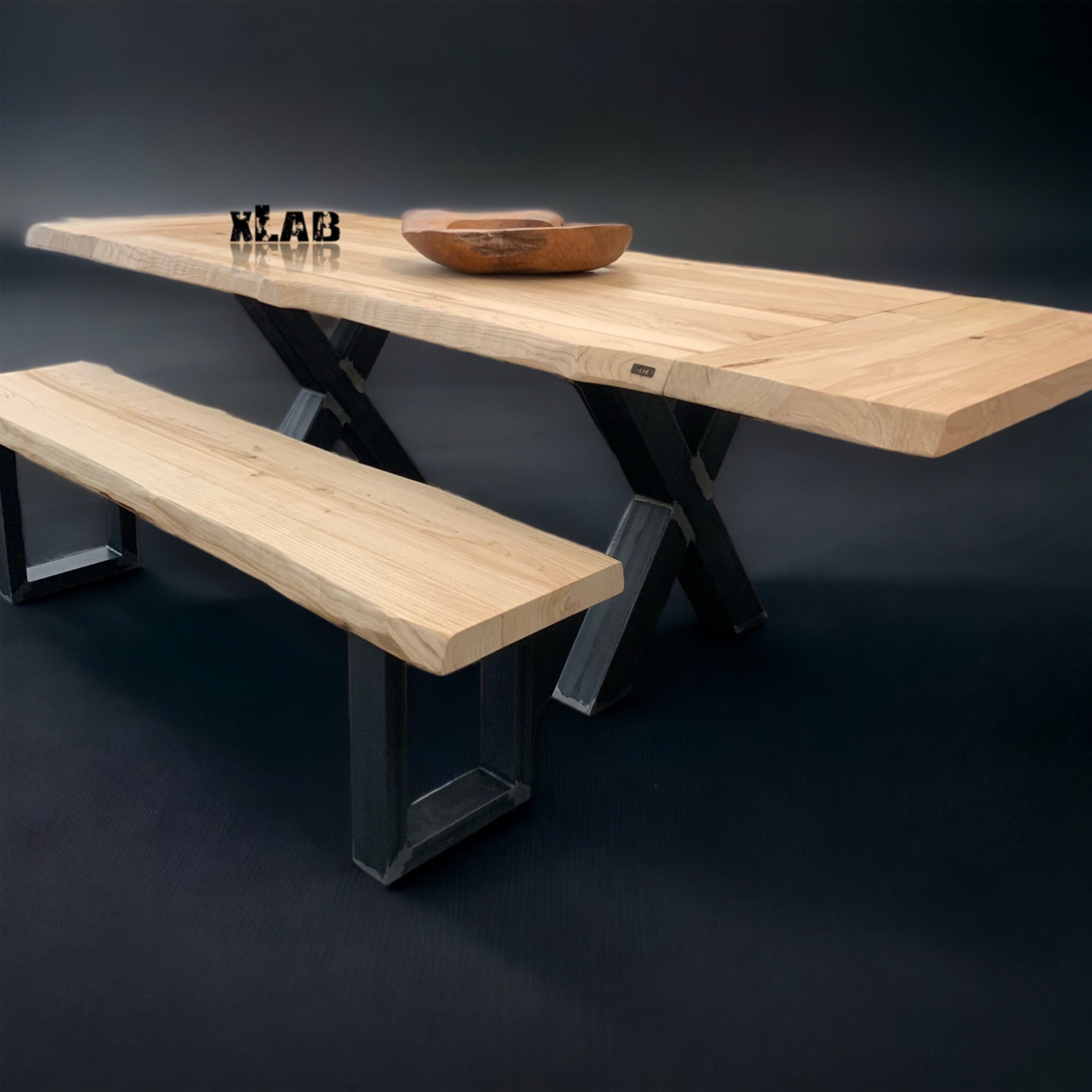 Tavolo Allungabile in Legno Massello naturale Stile Industriale con panca  abbinata gambe in ferro - XLAB Design