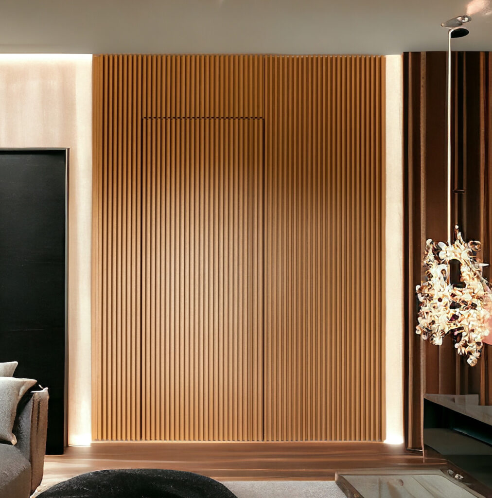 Rivestimento listelli di legno Boiserie per nascondere la Porta a filo muro  - XLAB Design