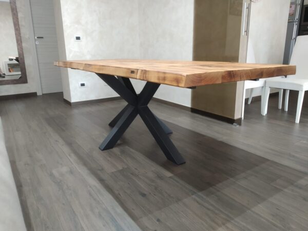 tavolo legno e ferro allungabile