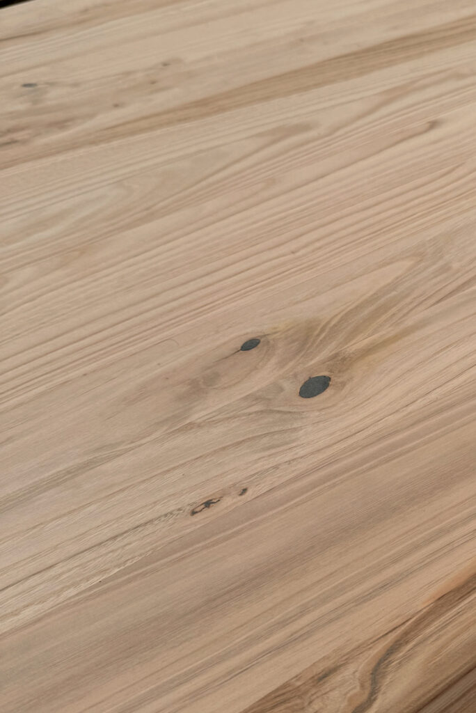 Particolare legno massello X