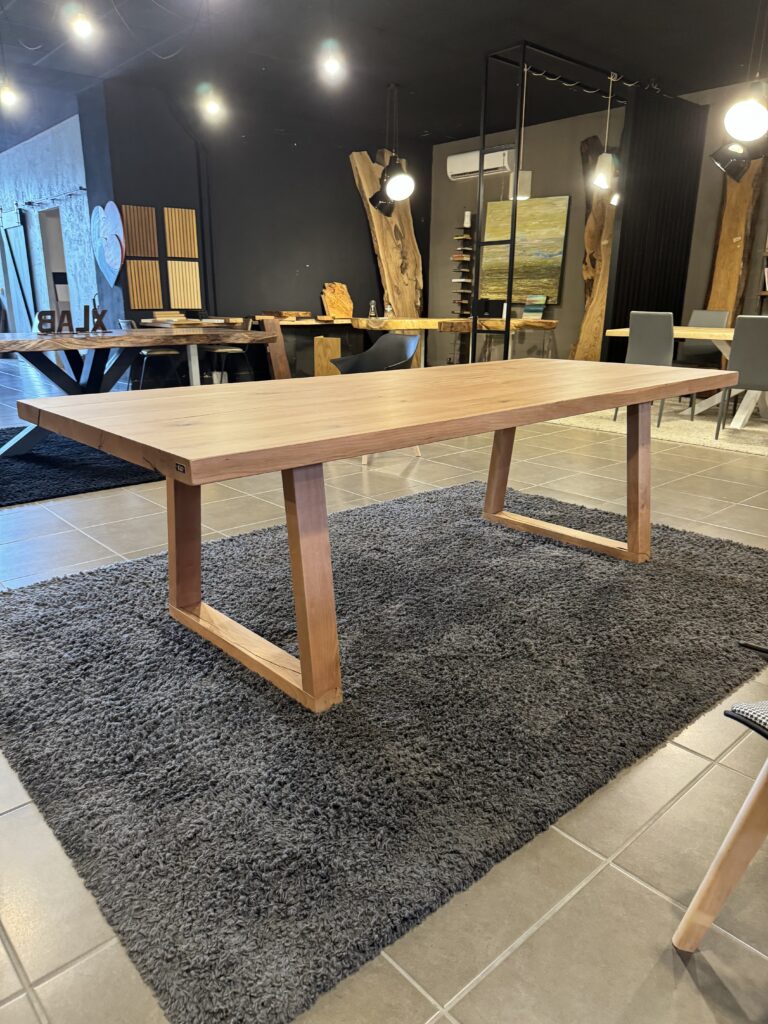 Tavolo legno massello ciliegio 