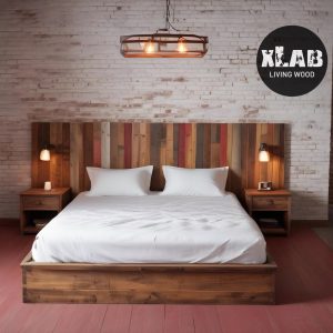 Letto matrimoniale in legno massello stile industriale
