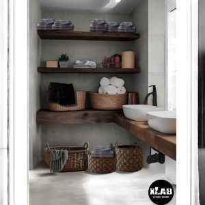 Soluzione Multifunzionale per Bagno e Lavanderia in Legno Massello di Larice – Mensole e Top Lavabi Sospesi