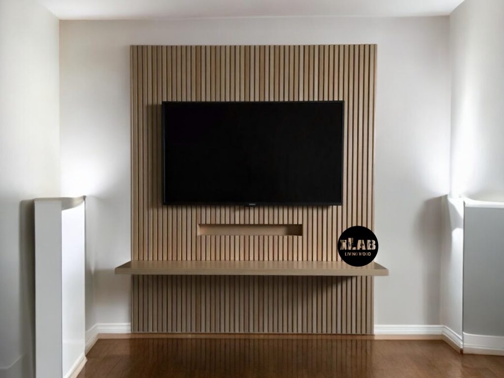 Mobile design moderno porta Tv con listelli di legno verticali