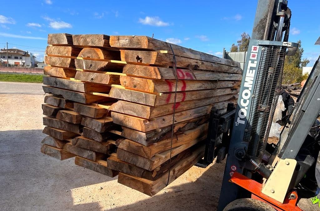 Come scegliere mobili in legno massello su misura: guida completa per evitare fregature (e trovare il vero artigiano)