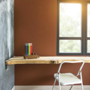 Scrivania sospesa in legno massello di castagno 150×60 cm bordo rustico naturale