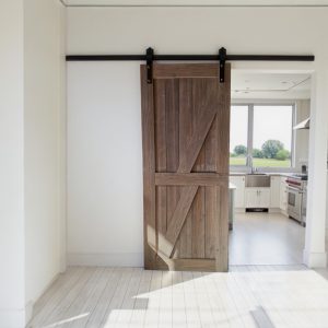 Porta scorrevole in legno barndoor binario in ferro – Rustic Grey