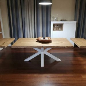 Tavolo Allungabile Edoardo in Legno Massello di Castagno Colore Rovere con Gamba Stella