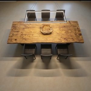 Tavolo Allungabile in Legno Massello con Gambe in Ferro Stile Industriale – Effetto Old Wood