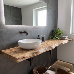 Mensola bagno in radica di pioppo 140 × 50 cm – Pezzo unico stagionato 20 anni